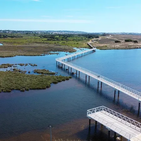Beachfront Garden & - Indoor And Outdoor Pool