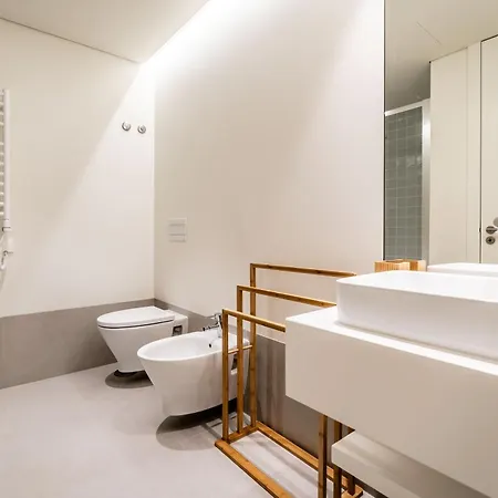 Beachfront Garden & - Indoor And Outdoor Pool 아파트