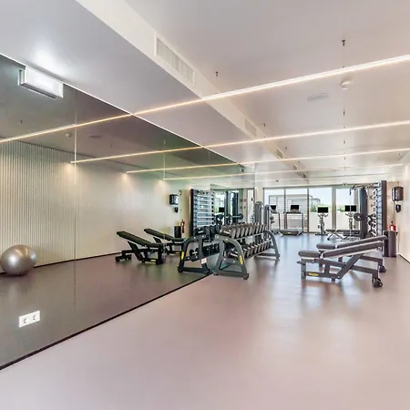 Beachfront Garden & - Indoor And Outdoor Pool