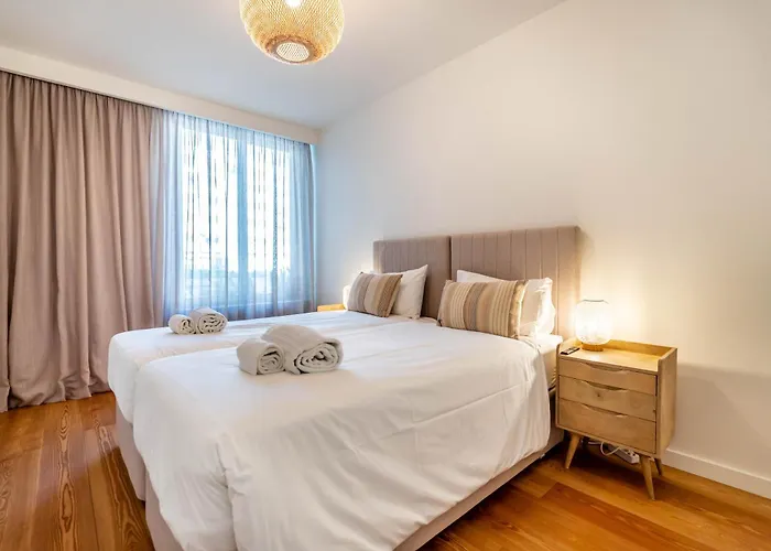 Beachfront Garden & - Indoor And Outdoor Pool