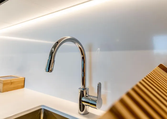 Beachfront Garden & - Indoor And Outdoor Pool Διαμέρισμα *