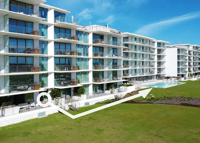 Beachfront Garden & - Indoor And Outdoor Pool Διαμέρισμα