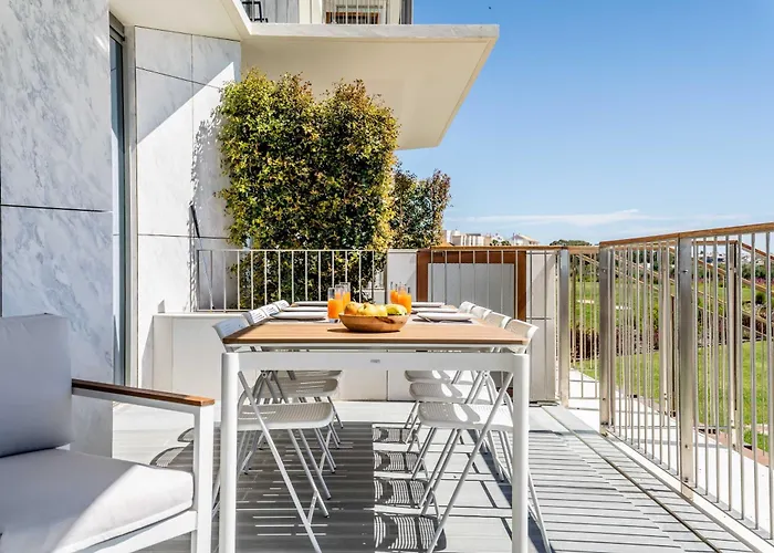 Διαμέρισμα Beachfront Garden & - Indoor And Outdoor Pool