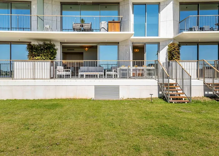 Beachfront Garden & - Indoor And Outdoor Pool Διαμέρισμα Armação de Pêra