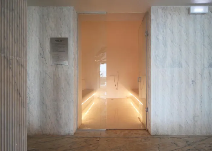 Beachfront Garden & - Indoor And Outdoor Pool Διαμέρισμα