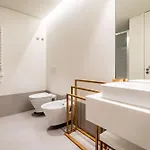 Beachfront Garden & - Indoor And Outdoor Pool Daire